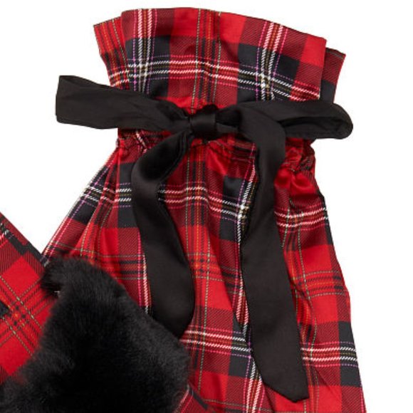 VS Signature Satin Slippers Plaid NWT Victoria's Secret Great Gift Idea NWT Warm - Picture 4 of 8